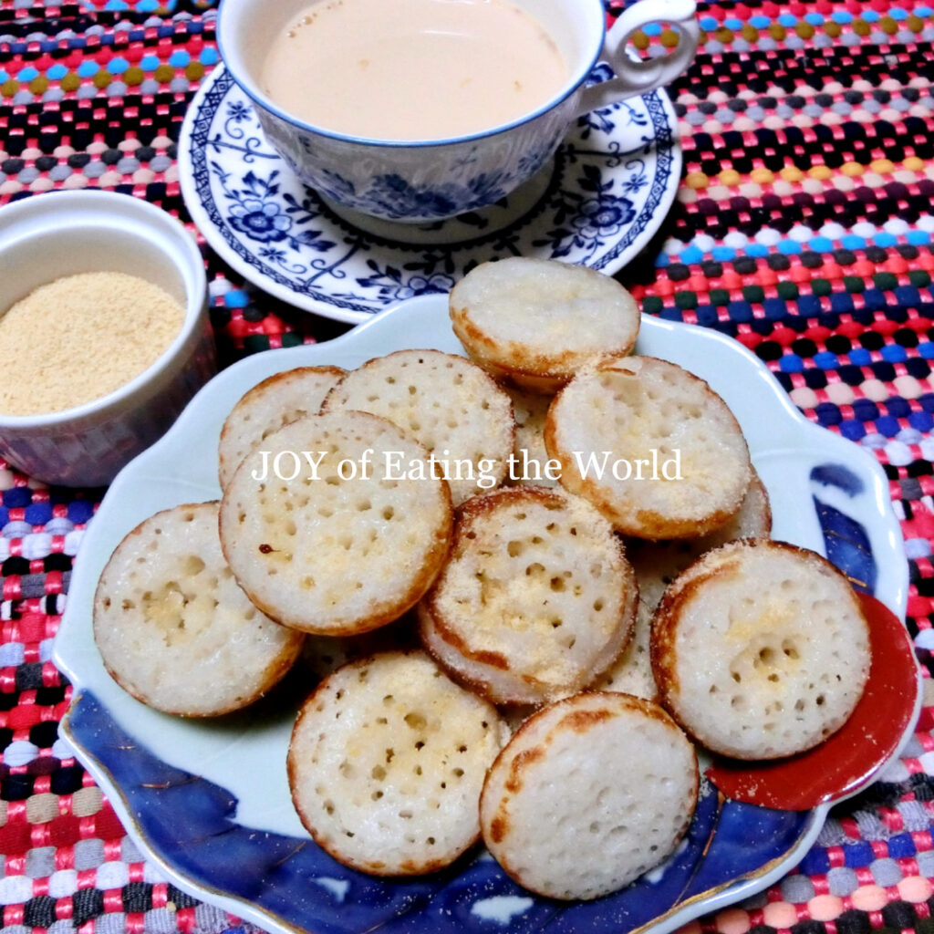 Vitumbua (Tanzanian Coconut Rice Pancakes) - Joy of Eating the World