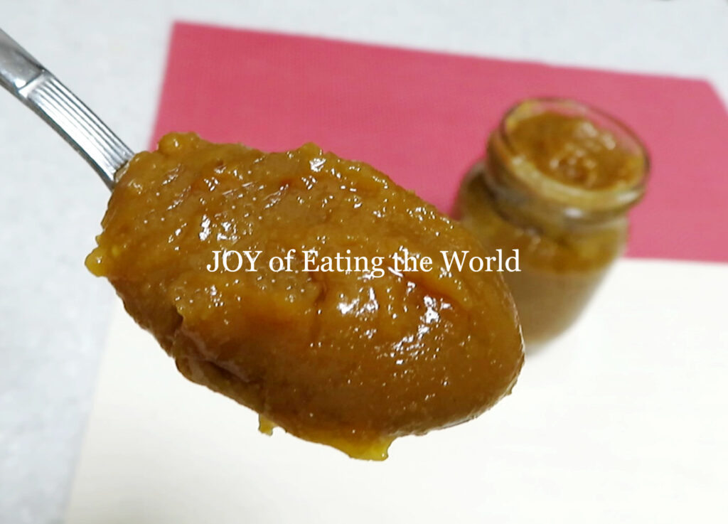 Easy Homemade Kaya Jam (Malaysian Coconut Jam) - Joy of Eating the World